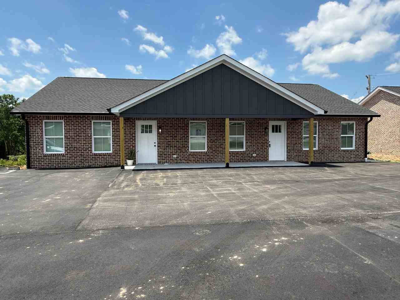 570 Pippin Rd #B - Photo 2 of 19