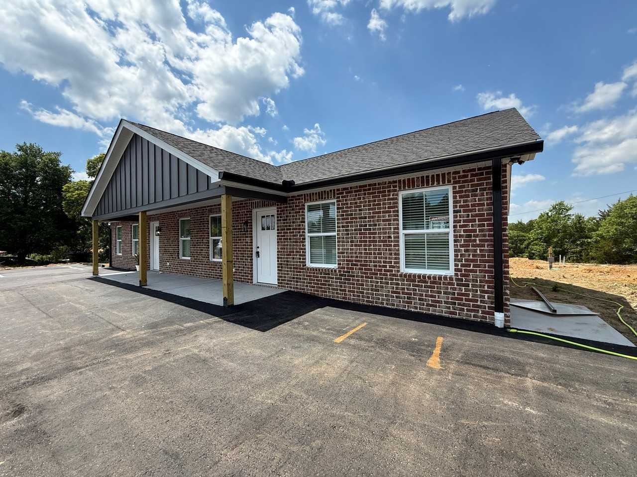 572 Pippin Rd #A