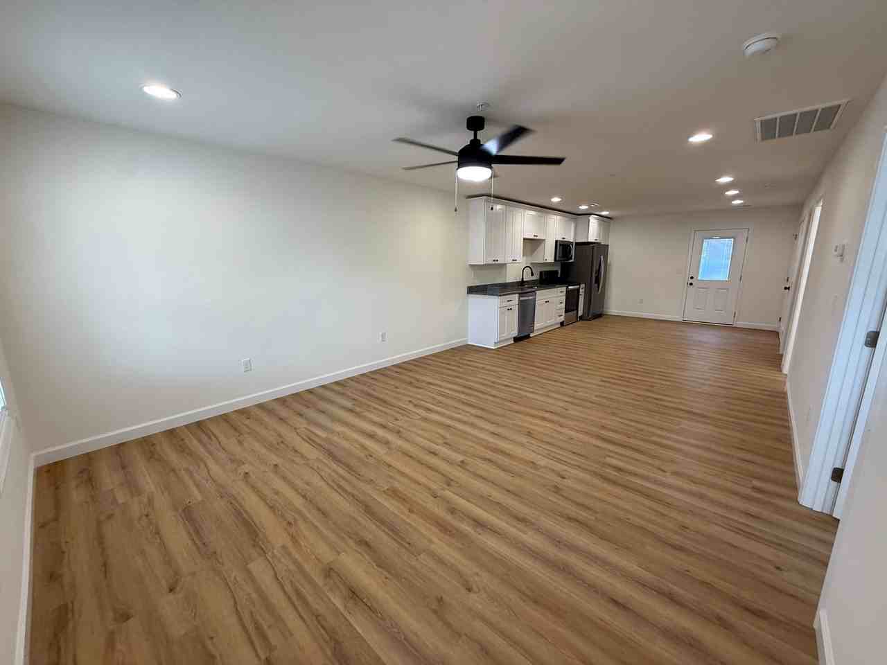 572 Pippin Rd #A - Photo 5 of 15
