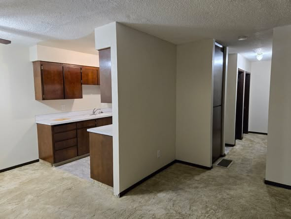 4012 E 16th St - Photo 2 of 10