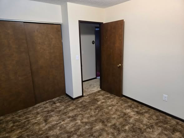 4012 E 16th St - Photo 5 of 10