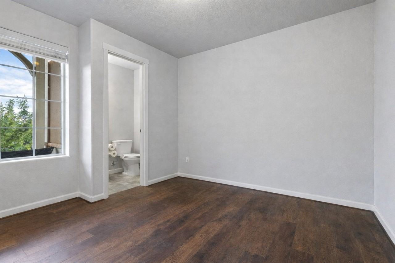 7178 Nw Elise Ave - Photo 3 of 20