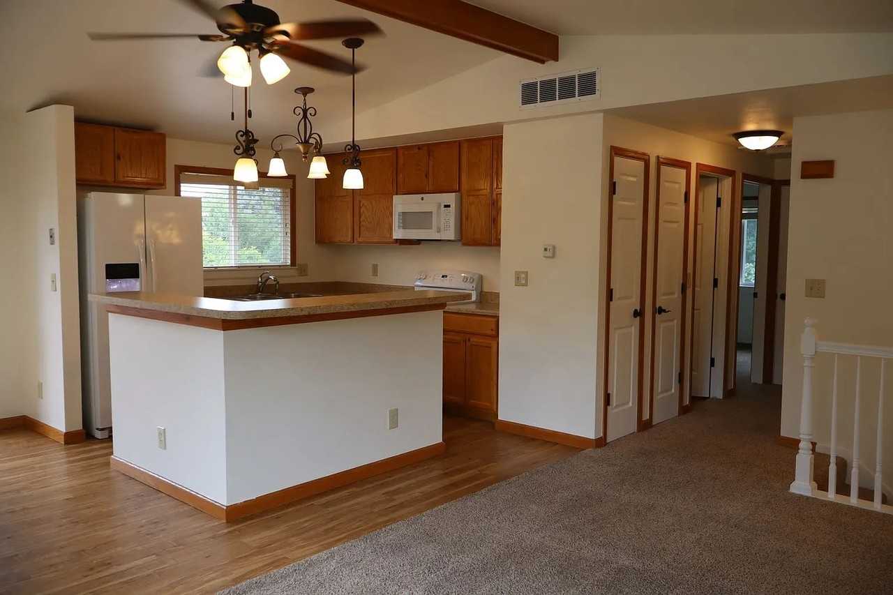 1841 Wintergreen Pl - Photo 5 of 18
