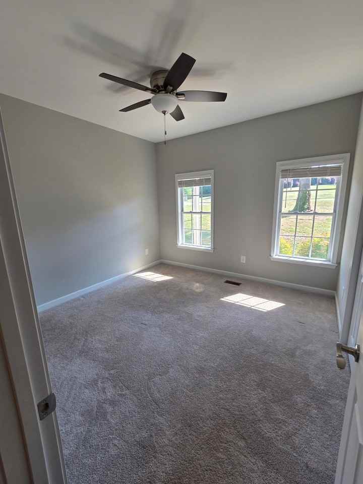 2230 Evergreen Dr - Photo 2 of 20