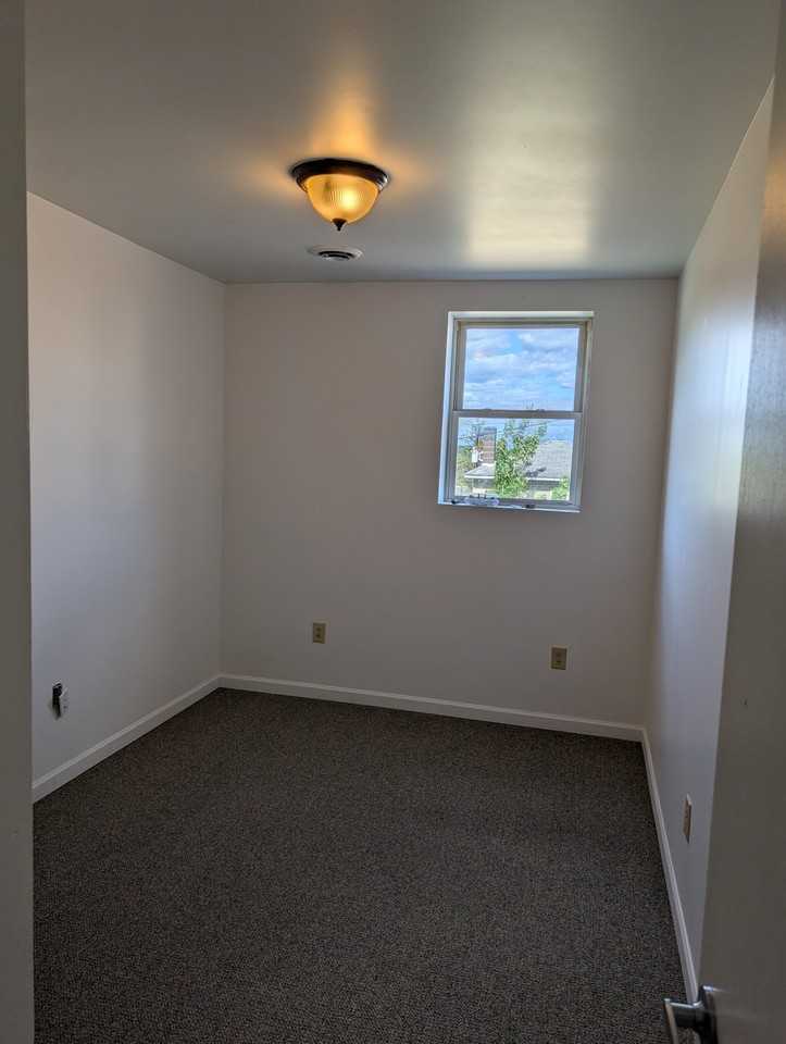 1136 Allegheny St #1 - Photo 7 of 14