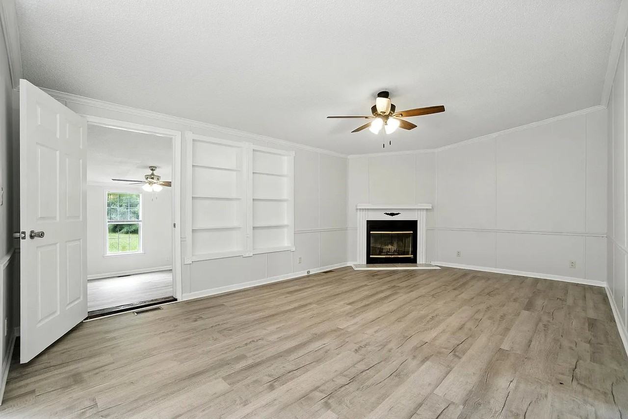 1168B Northside Rd - Photo 3 of 10