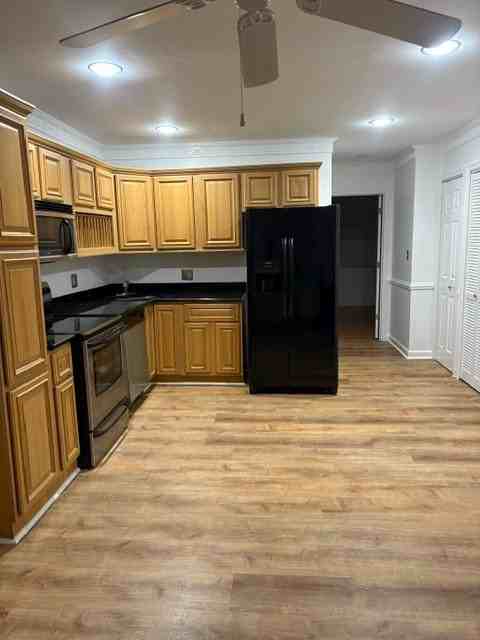 19 Galveston Pl Sw #202 - Photo 4 of 6