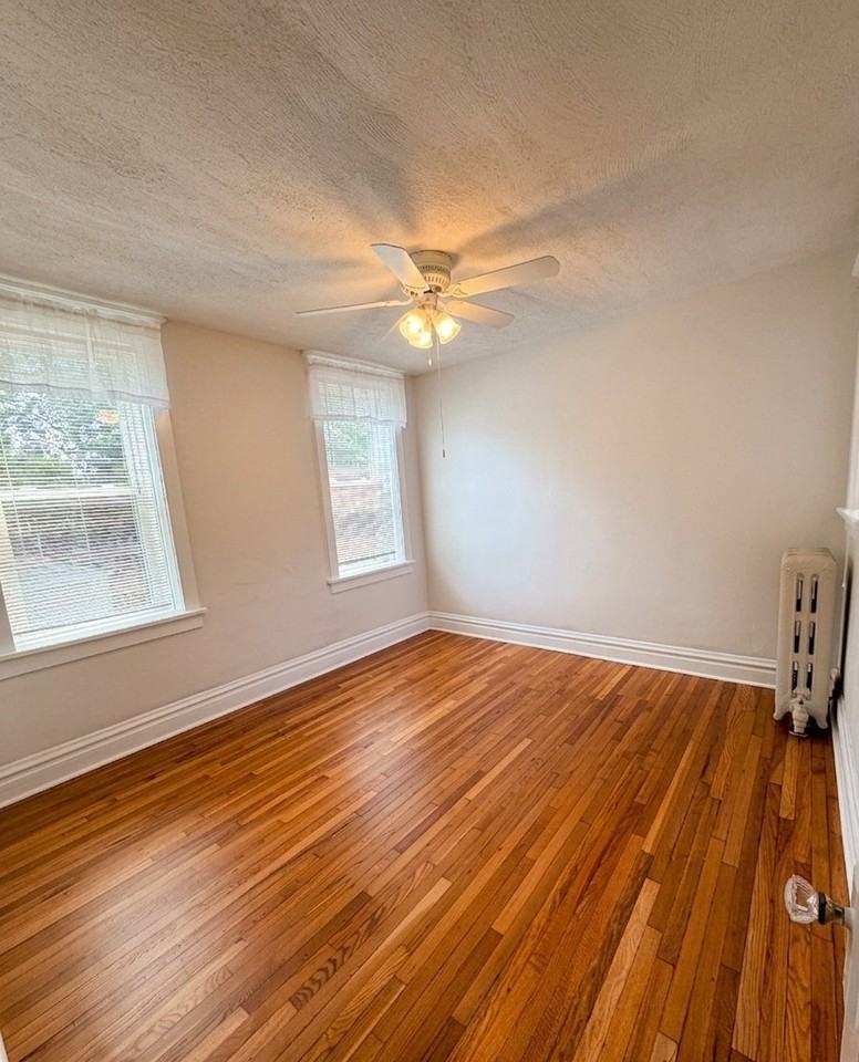 3850 De Tonty St - Photo 7 of 12