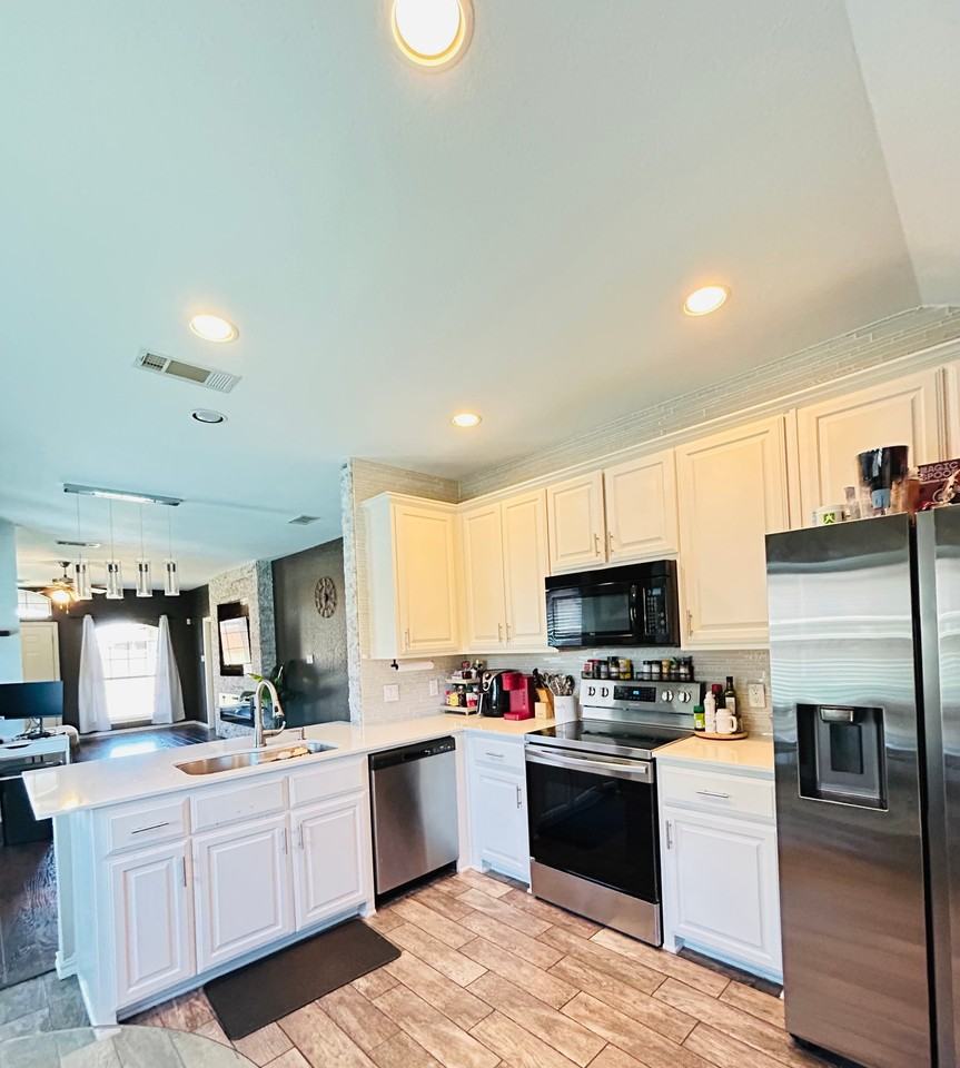 2835 Becki Dr - Photo 5 of 14