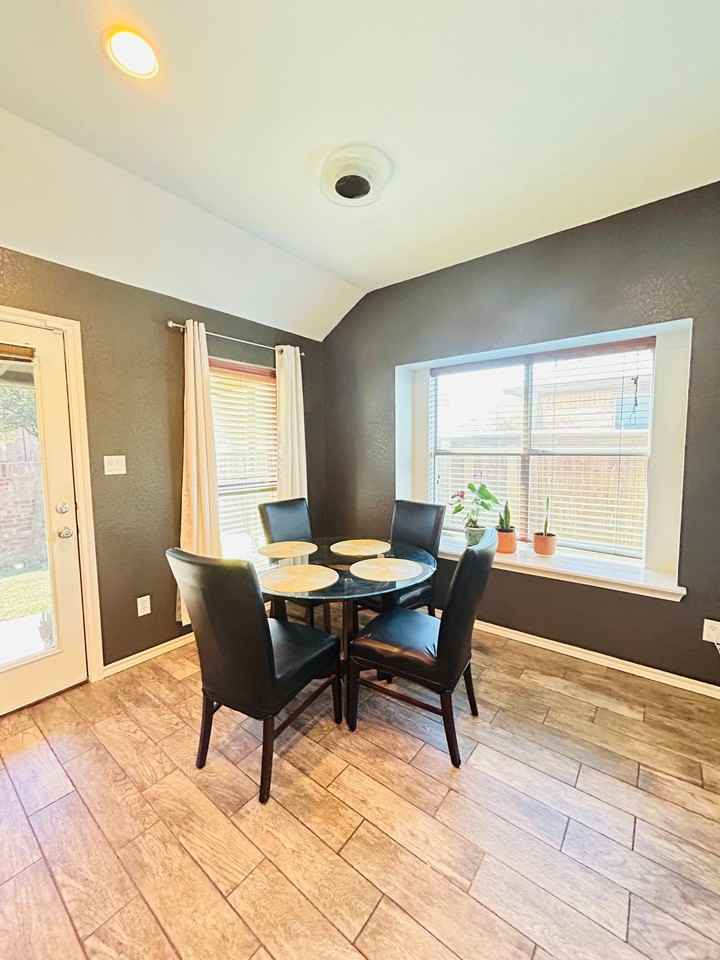 2835 Becki Dr - Photo 6 of 14