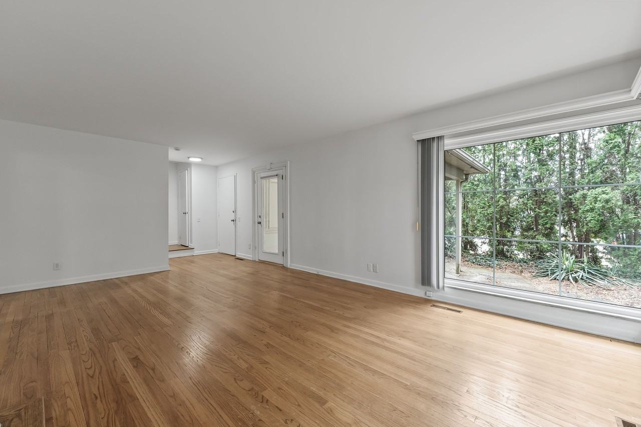 Putney Townhomes - Photo 3 of 23