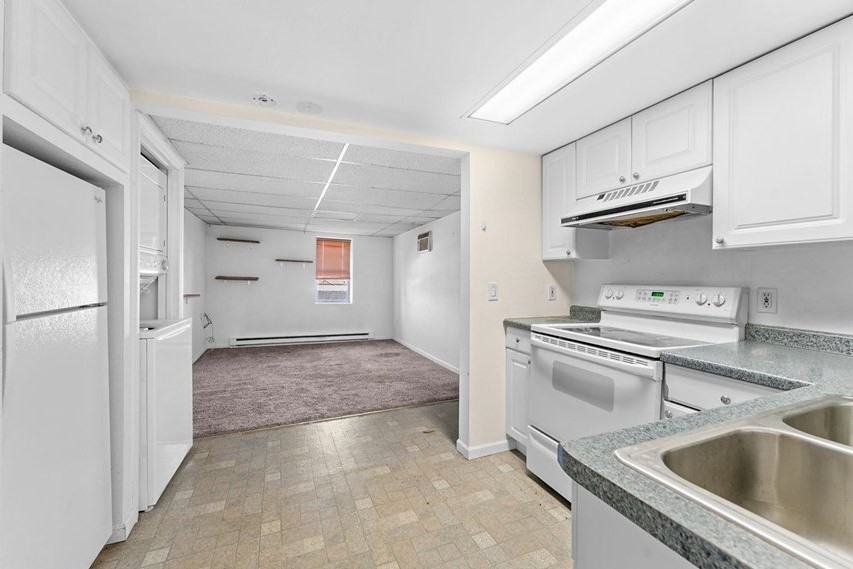 137 S Walnut St #2 - Photo 2 of 6