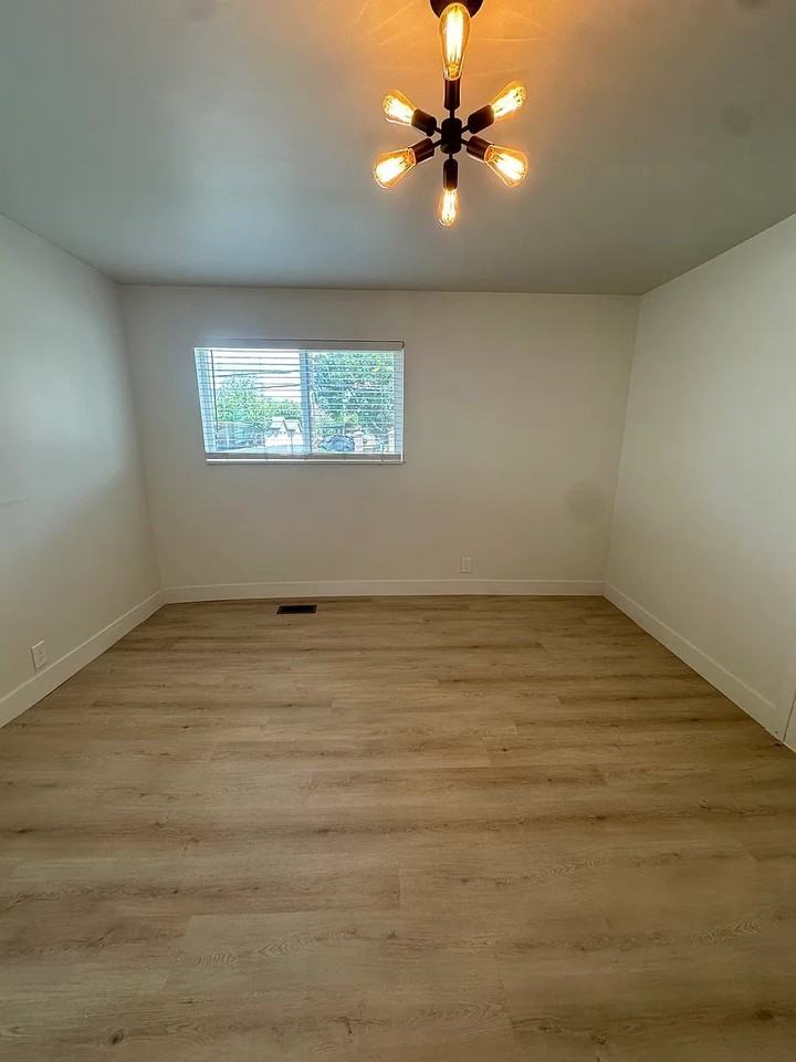 1012 S West Temple #1 - Photo 5 of 10