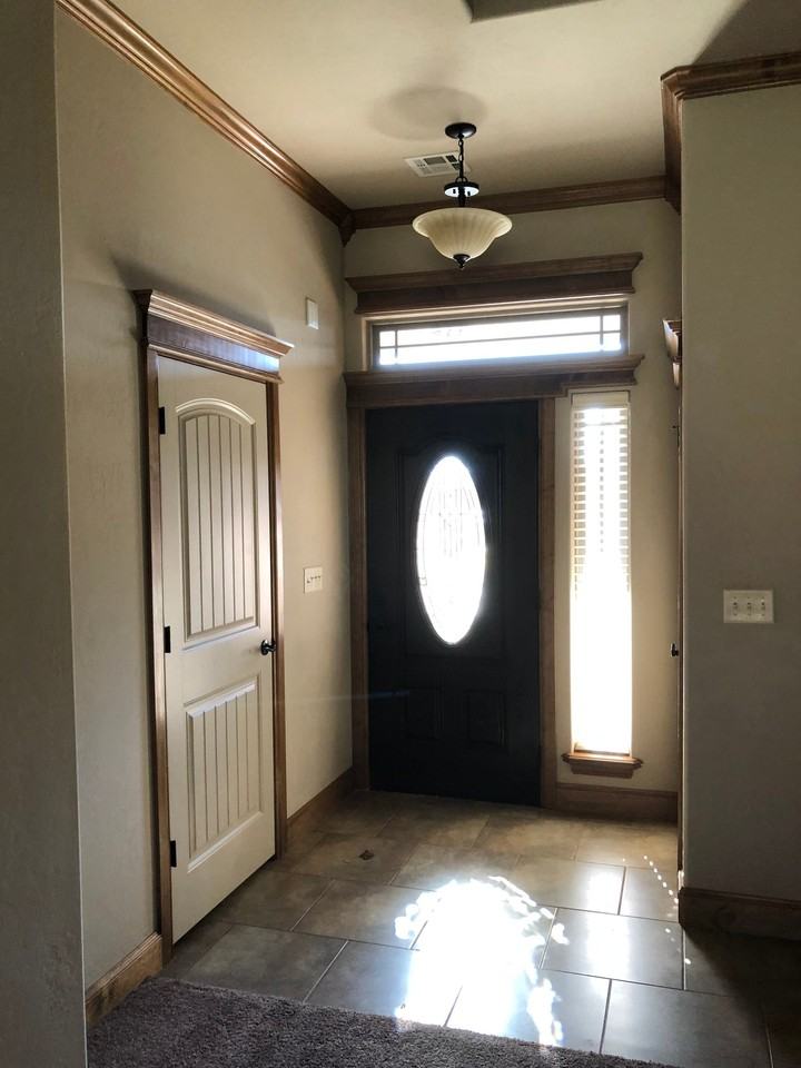 1308 Saddle Rock Dr - Photo 4 of 10