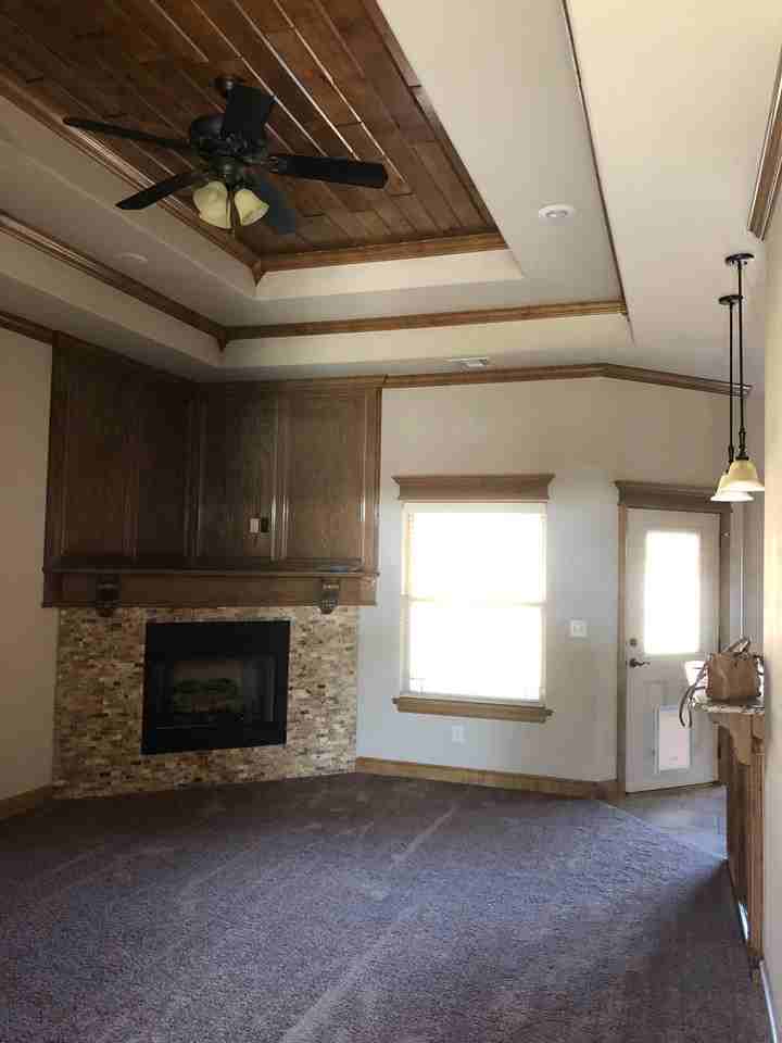 1308 Saddle Rock Dr - Photo 5 of 10