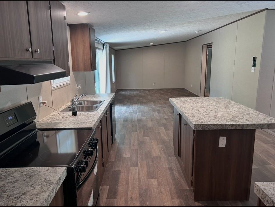 2642 Forbes Rd - Photo 2 of 9