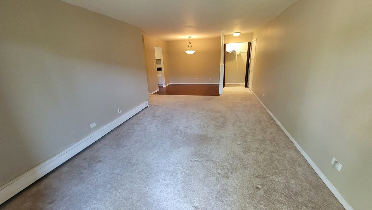 580 Mesa Dr #201 - Photo 4 of 20