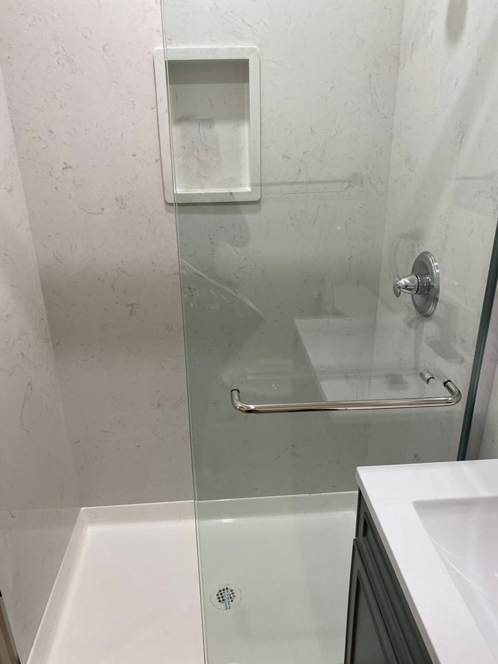 2480 Virginia St #4 - Photo 4 of 20