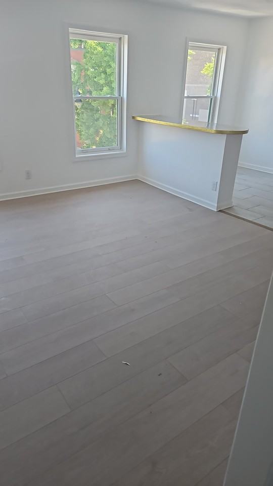 246 E Hanover St #1 - Photo 5 of 17