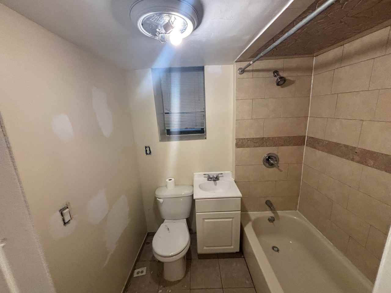 93 Fairview Ave - Photo 2 of 9
