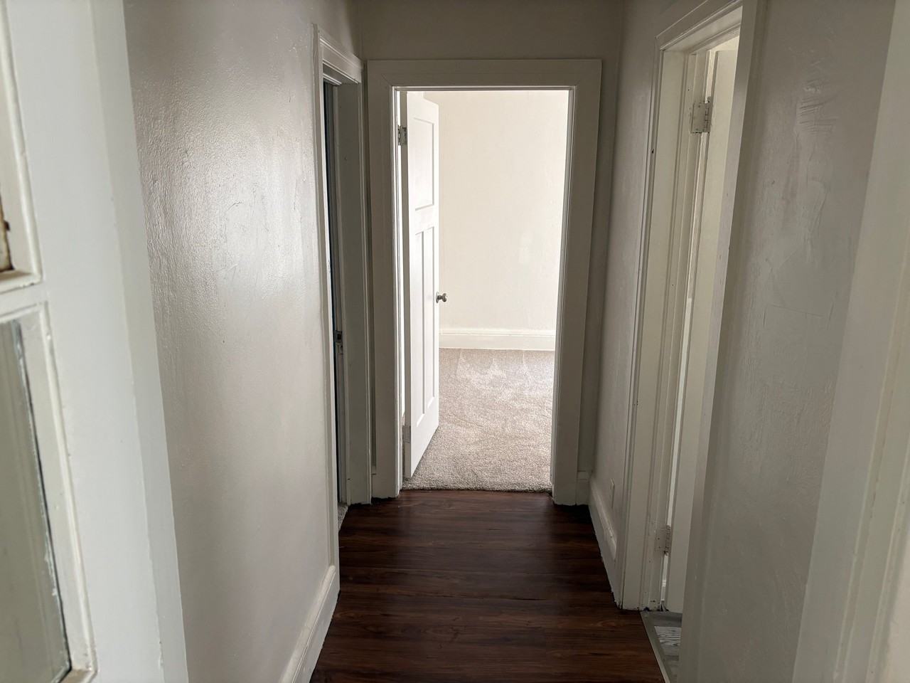 1525 W 15th St - Photo 4 of 13