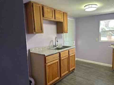 4012 N Boulevard Ave - Photo 5 of 8