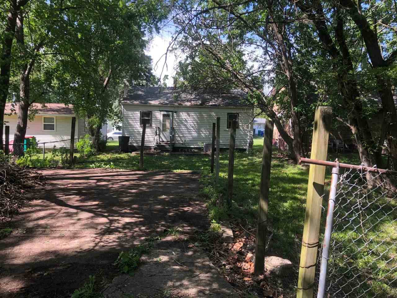 927 E Harrison Ave - Photo 2 of 13