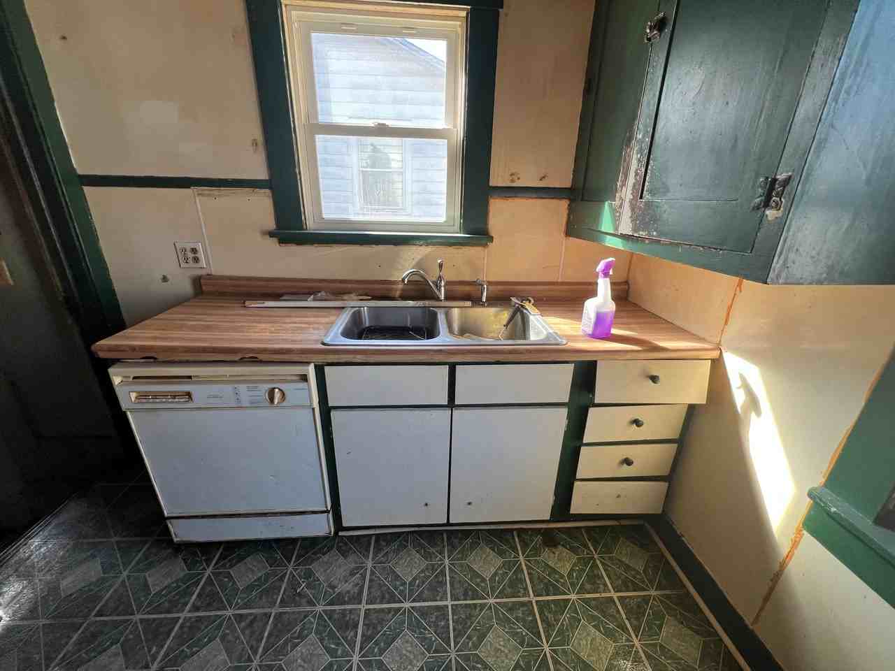 1553 E Hickory St - Photo 6 of 19