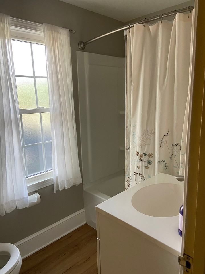 517 Broad St - Photo 3 of 15