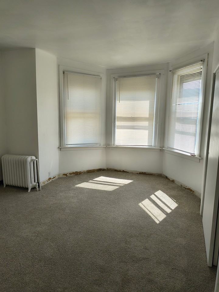5002 N 10th St #2 - Photo 5 of 6