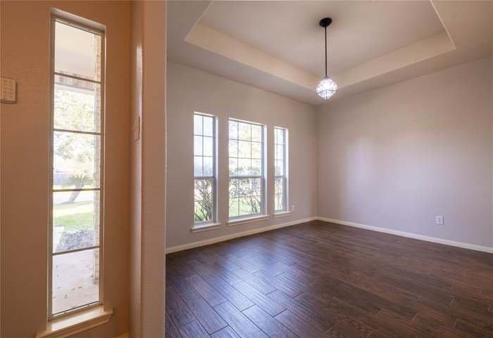 1039 N Teal Estates Cir - Photo 2 of 19