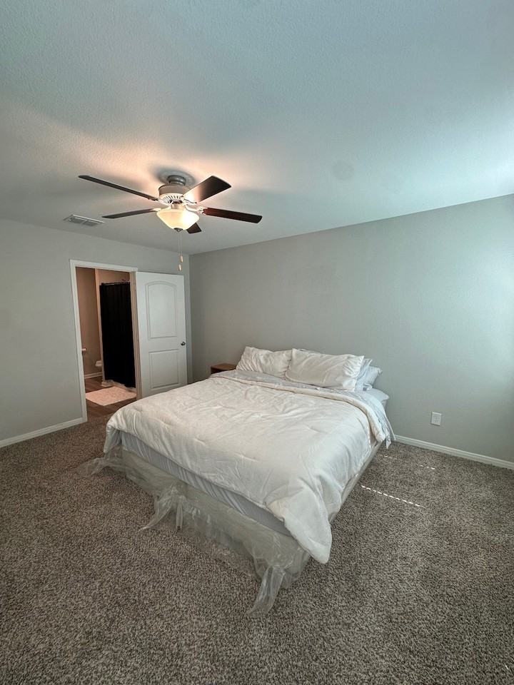 6525 Underwood Way - Photo 5 of 13