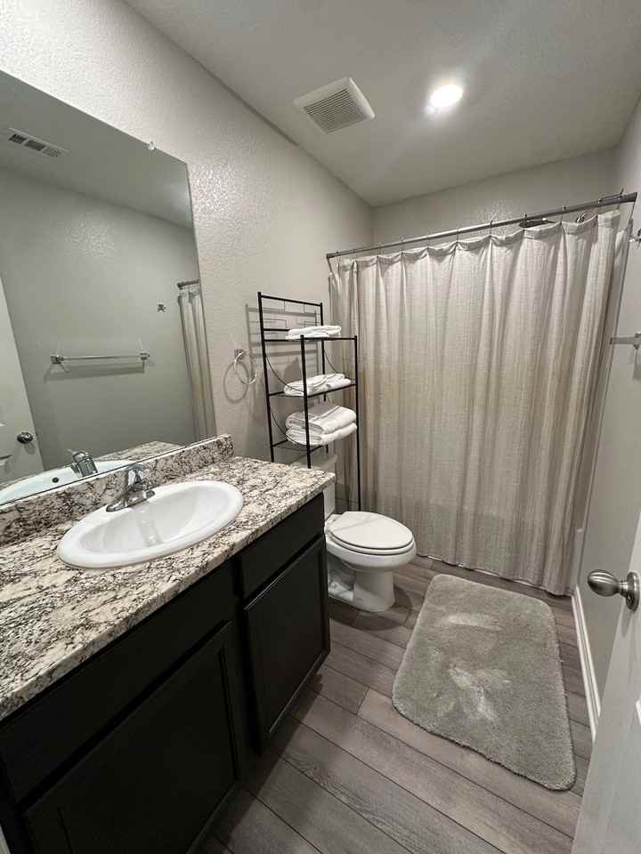 6525 Underwood Way - Photo 7 of 13