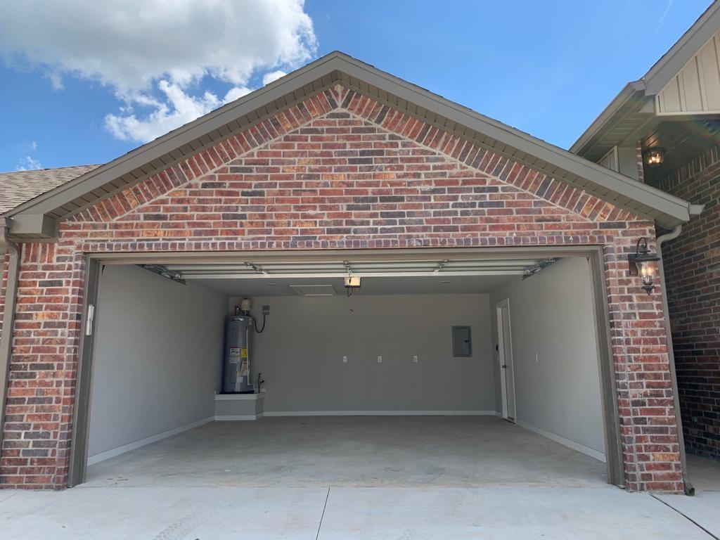 422 Red Robin St #422 - Photo 2 of 18