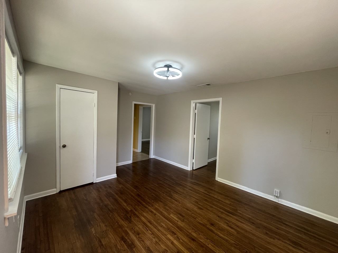 2425 Chapel Ave #B - Photo 5 of 24