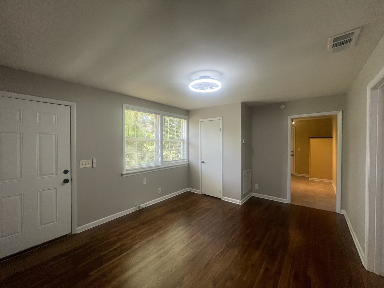 2425 Chapel Ave #B - Photo 6 of 24