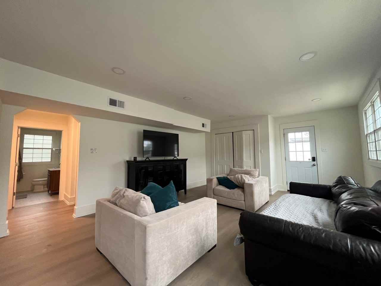 3326 Robert St #NA - Photo 4 of 19