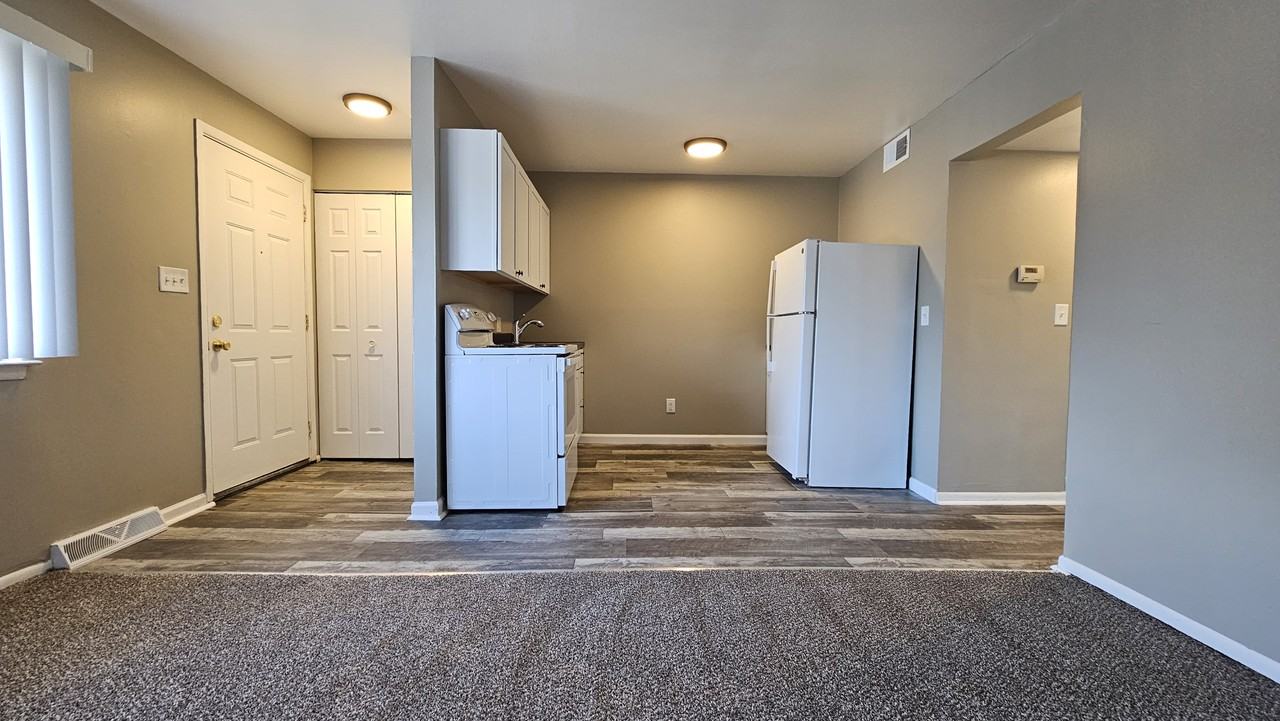 11 Gratiot Ct - Photo 4 of 9