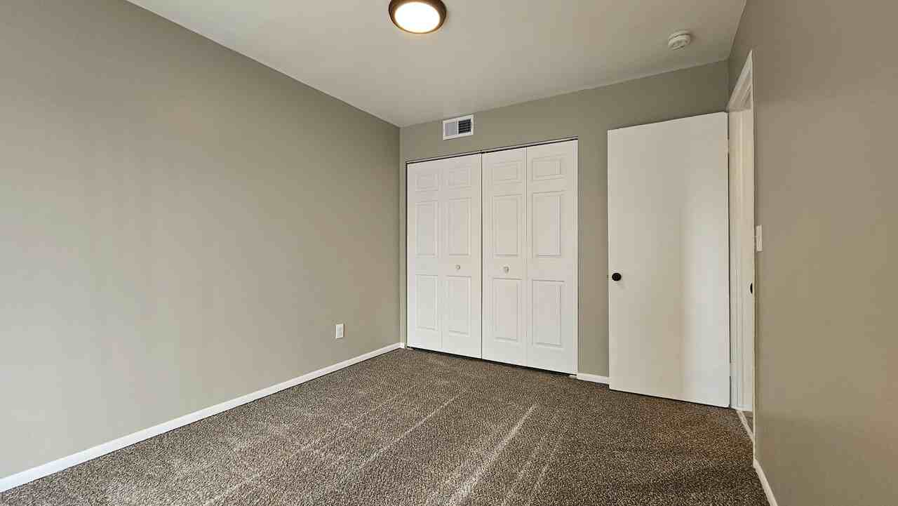 11 Gratiot Ct - Photo 7 of 9