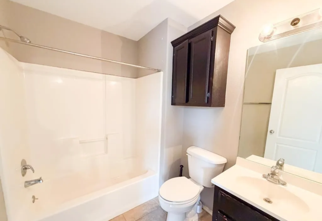 3701 N Arroyo Park Ln #2 - Photo 3 of 8