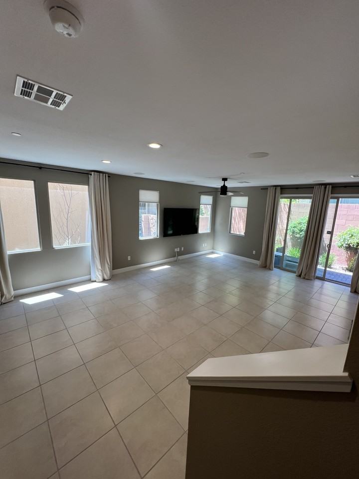 11361 Gravitation Dr - Photo 5 of 50