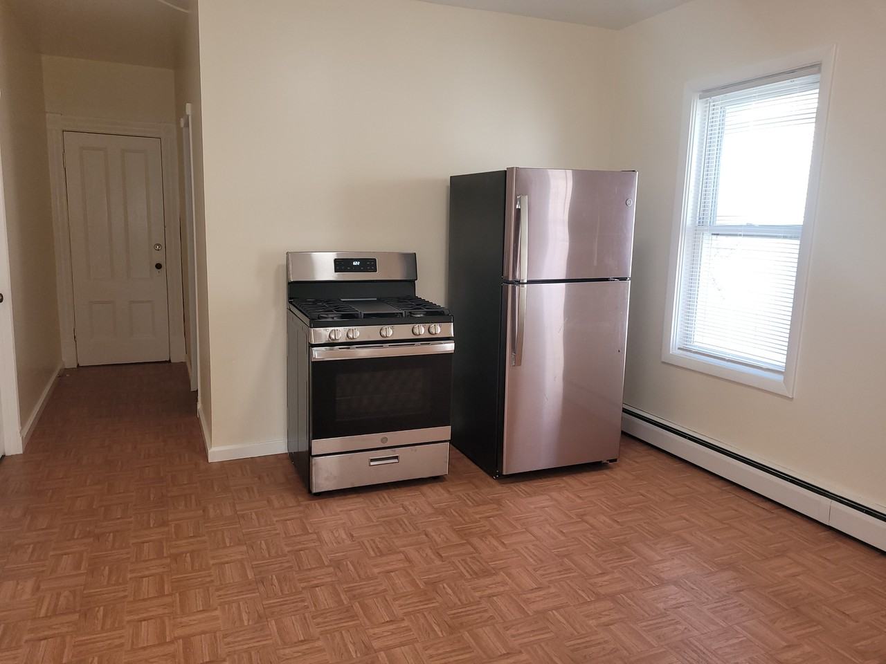 182 Pleasant St #2ndFL - Photo 5 of 21