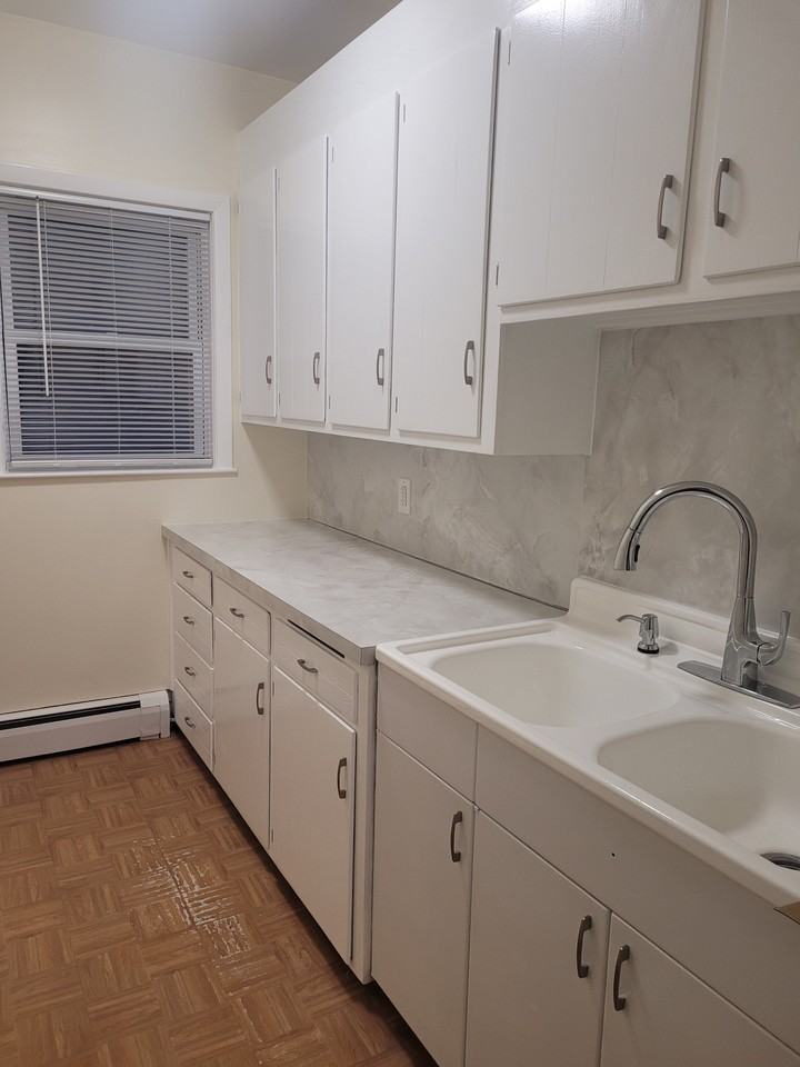 182 Pleasant St #2ndFL - Photo 7 of 20