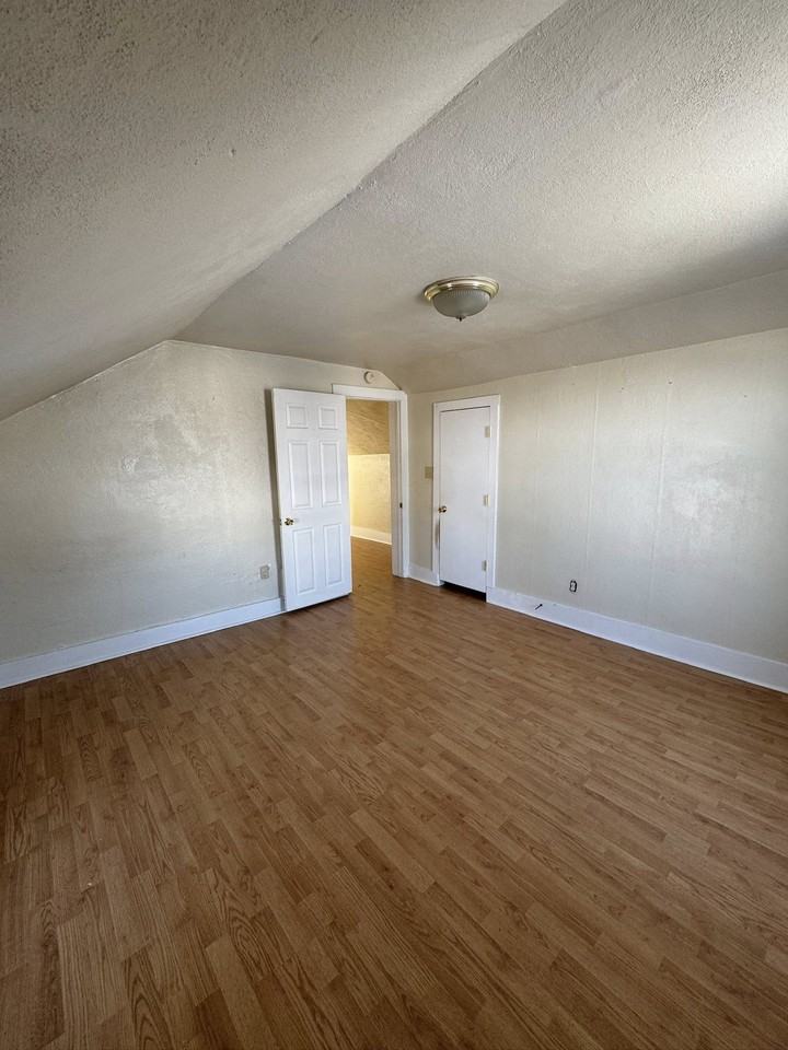 1953 Kocher St #NA - Photo 5 of 17