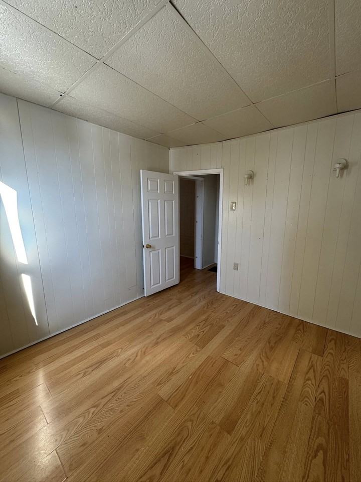 1953 Kocher St #NA - Photo 6 of 17