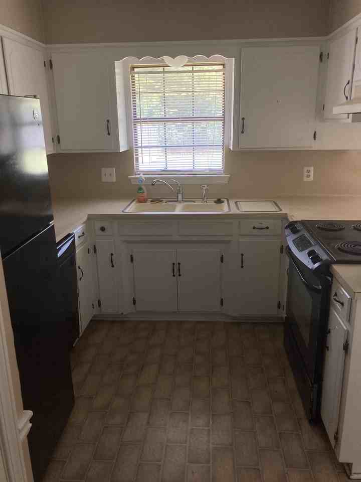 2562 Downs Cir #NA - Photo 5 of 14