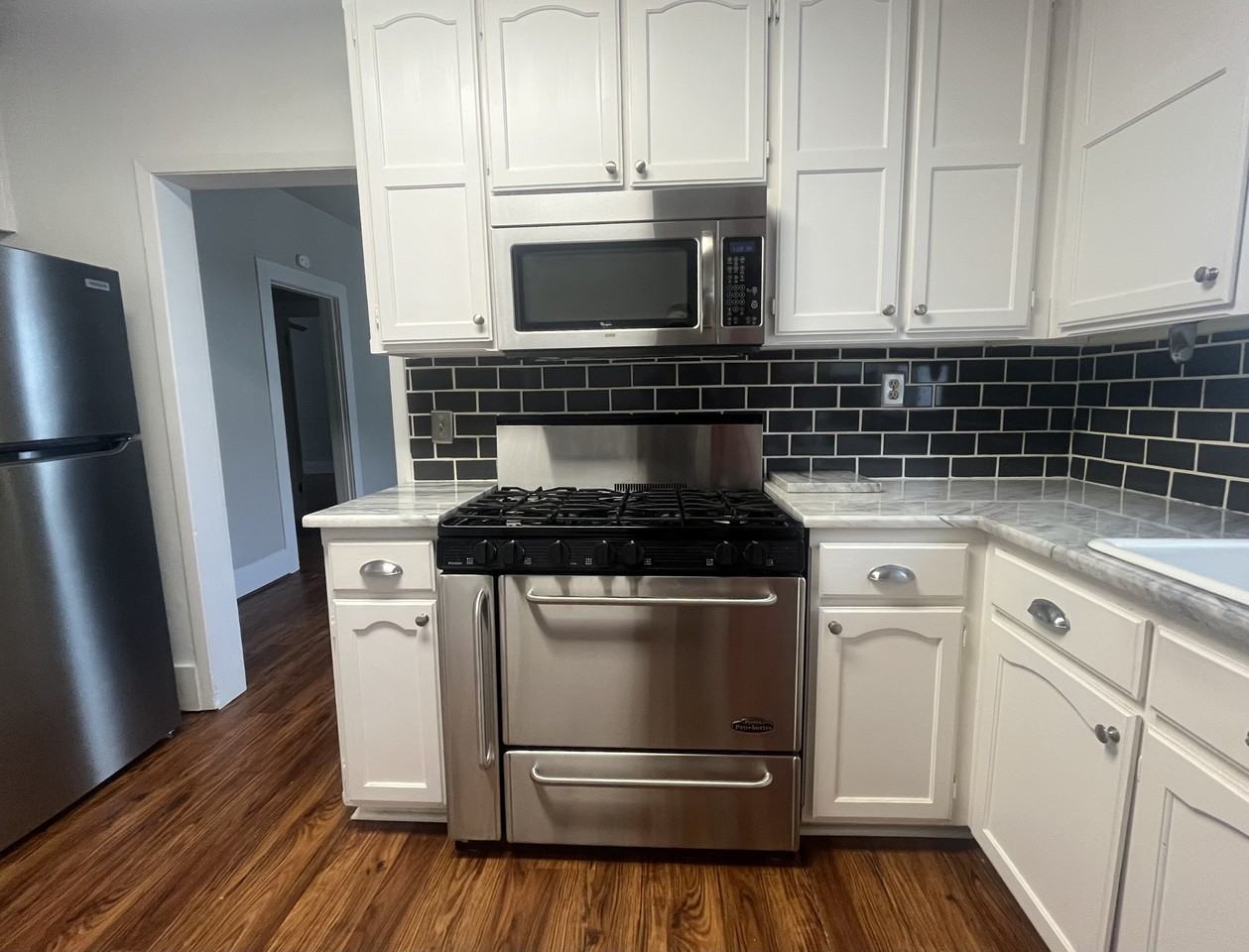 1817 Belle Pl #NA - Photo 7 of 19