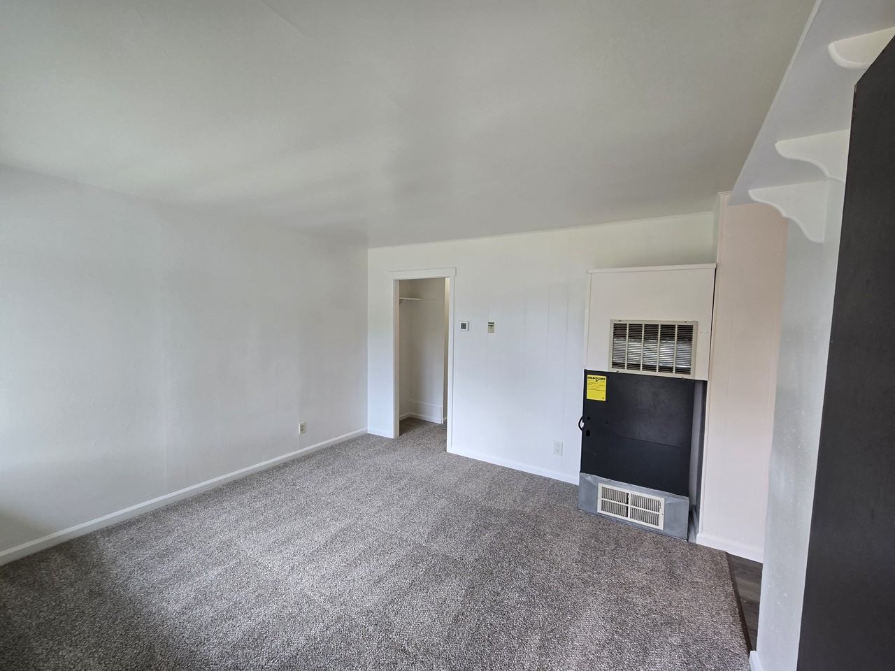 10910 Valley Ave E #NA - Photo 2 of 15