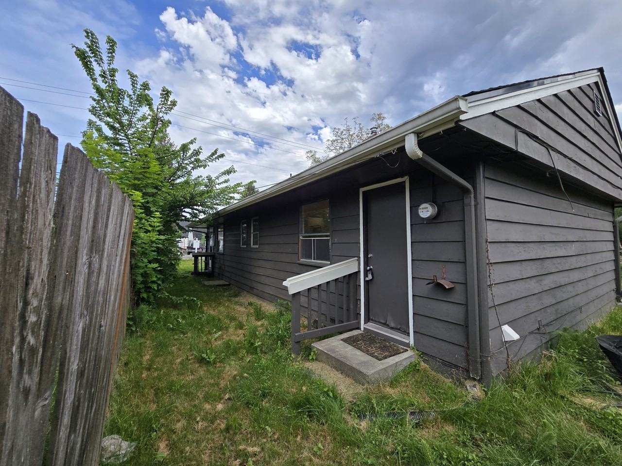 10910 Valley Ave E #NA - Photo 5 of 15