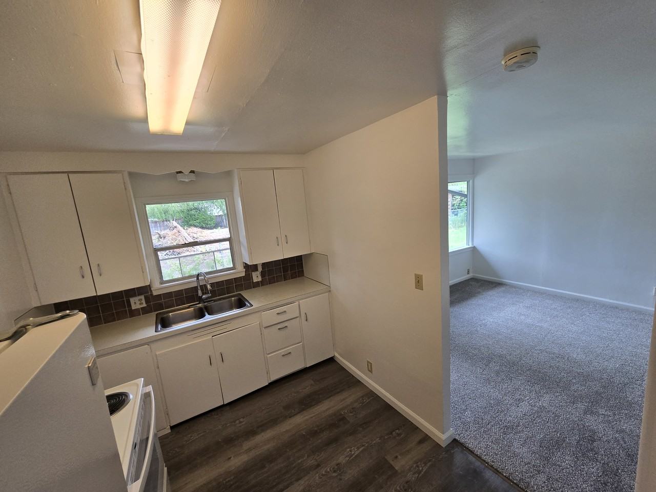 10910 Valley Ave E #NA - Photo 7 of 15